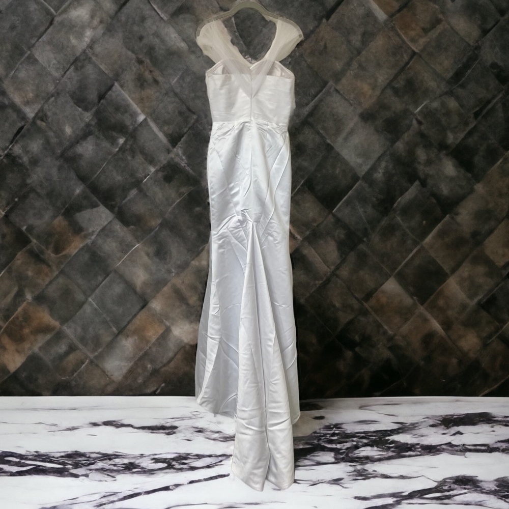NWT WEDDING DRESS - Picture 5 of 12